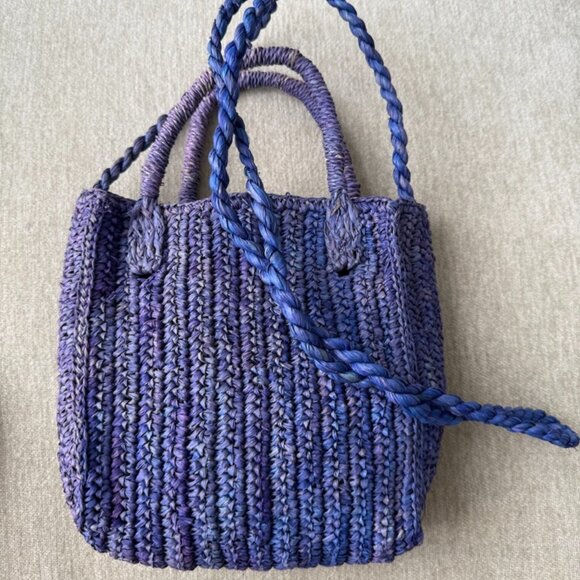 NWT Hat Attack Mimi Crossbody in Denim // Raffia Straw Summer Mini Bag - Picture 2 of 10